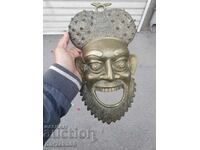 Old bronze mask Africa