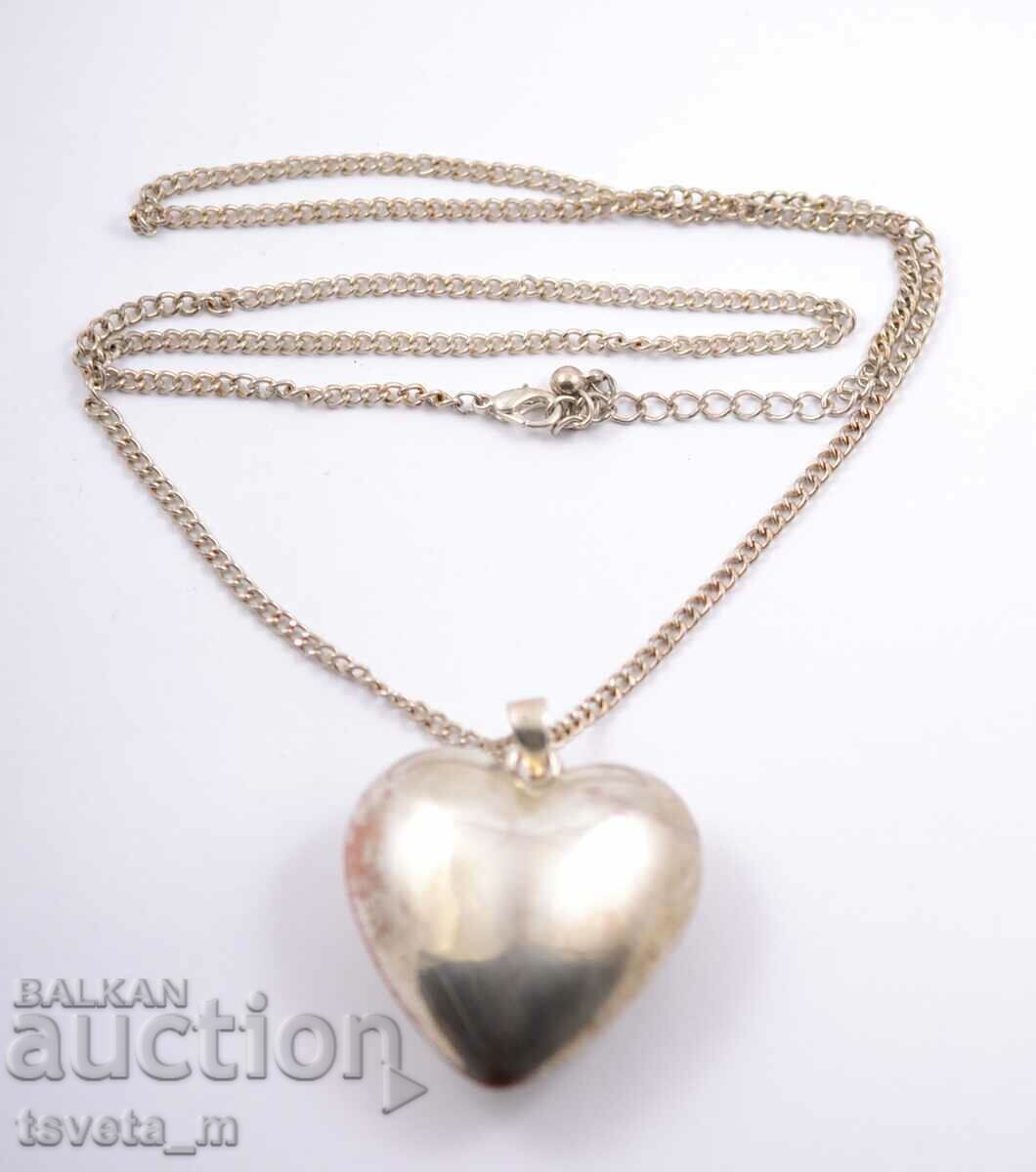 Delivery of Chain with medallion, pendant, necklace Delivery of Chain with medallion, pendant, necklace