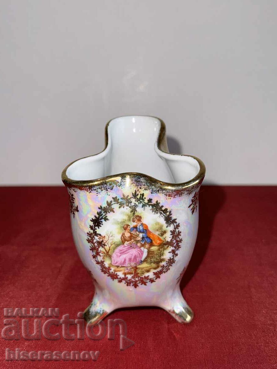 Beautiful porcelain vase marked, BAVARIA