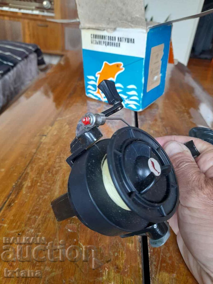 Old fishing reel Dolphin 10 - 5 Old fishing reel Dolphin 10 - 5