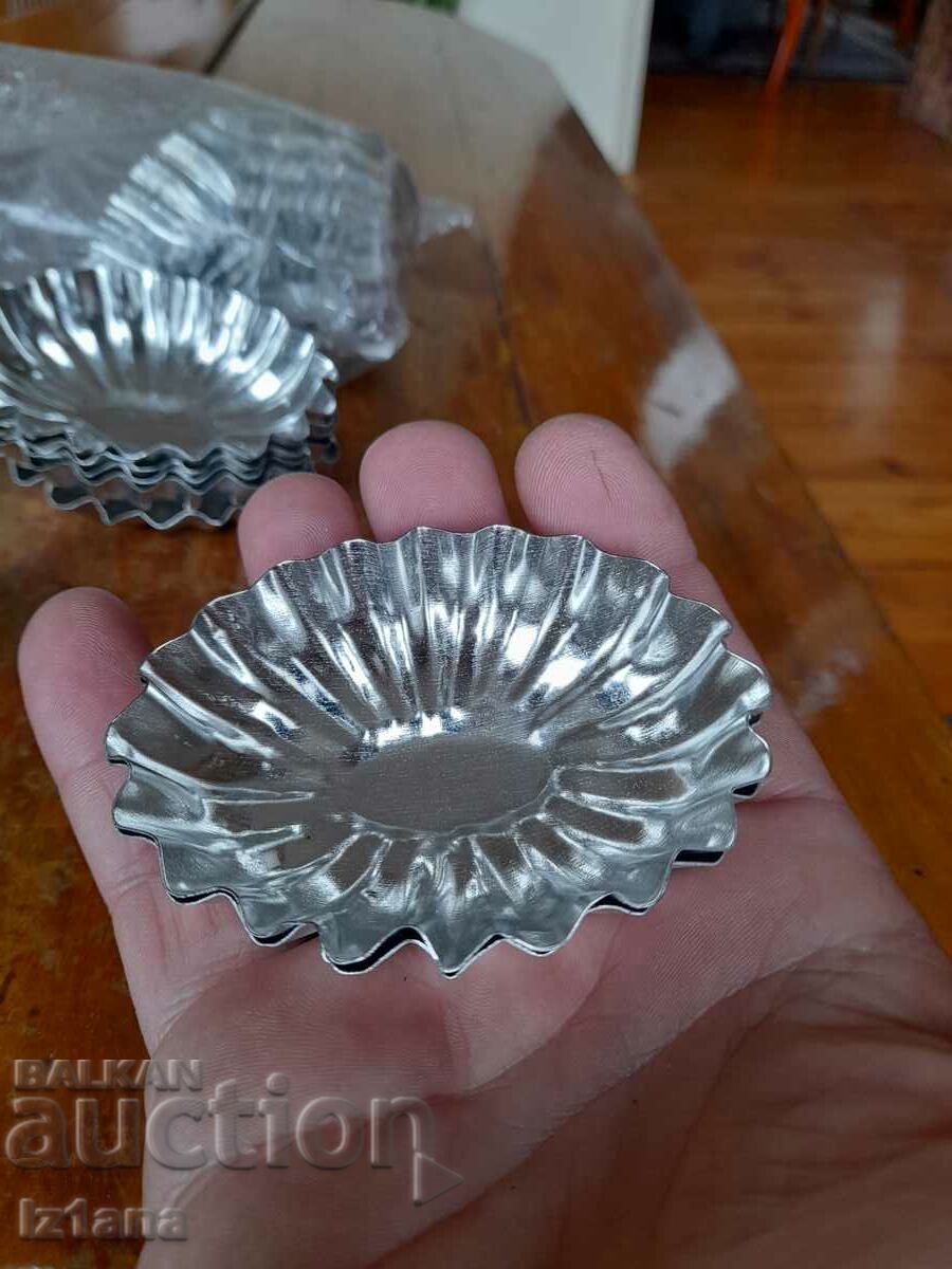 Auction Old forms for Savarina, Savarini Auction Old forms for Savarina, Savarini