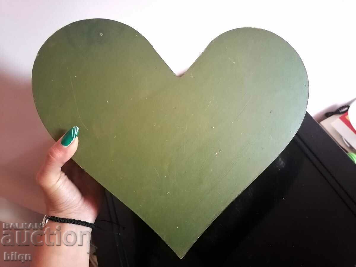Incredibly Beautiful Large Wooden Heart Box - 6 Incredibly Beautiful Large Wooden Heart Box - 6