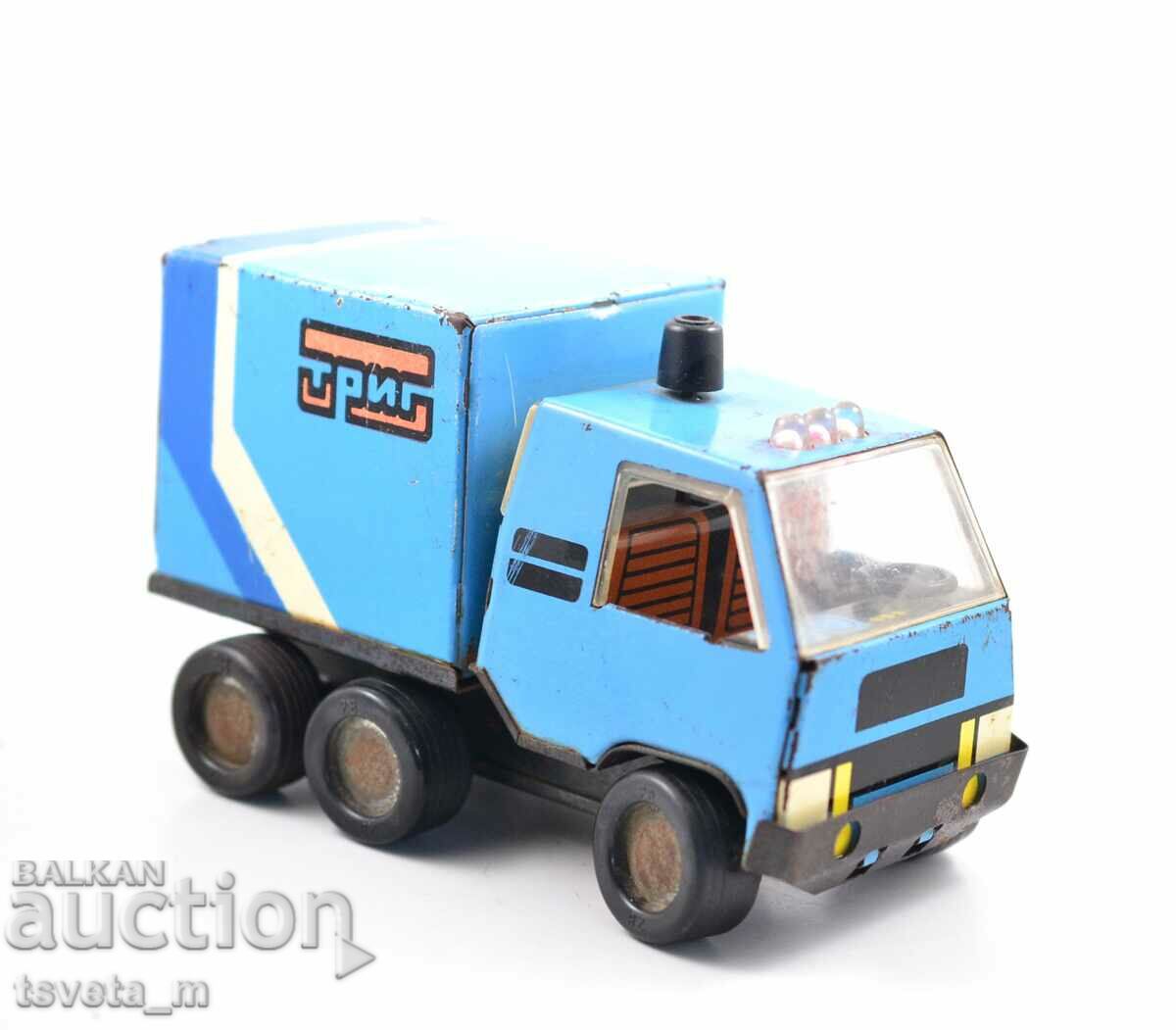 Metal children's toy truck - social