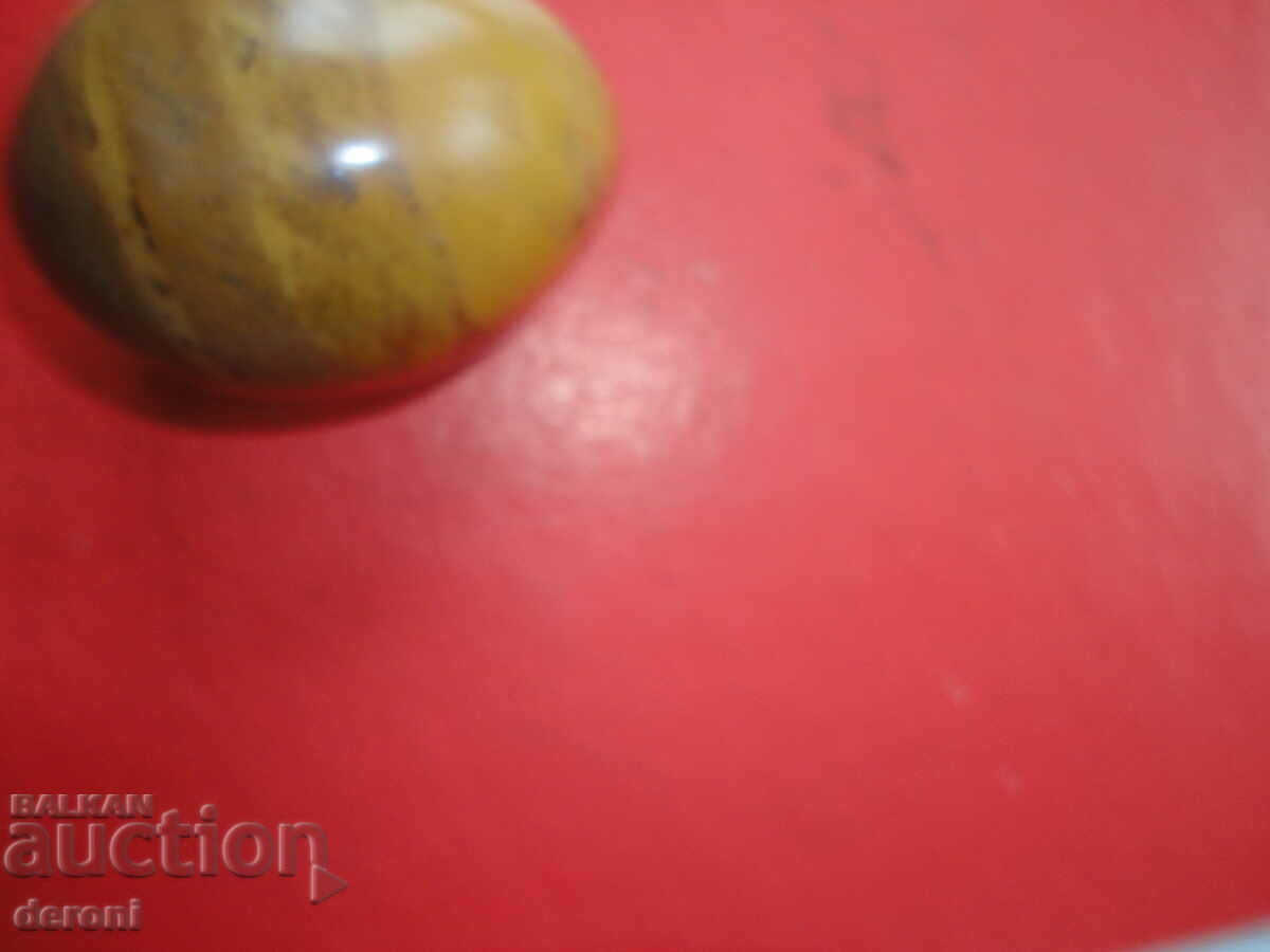 Auction Stone egg mineral 3 Auction Stone egg mineral 3