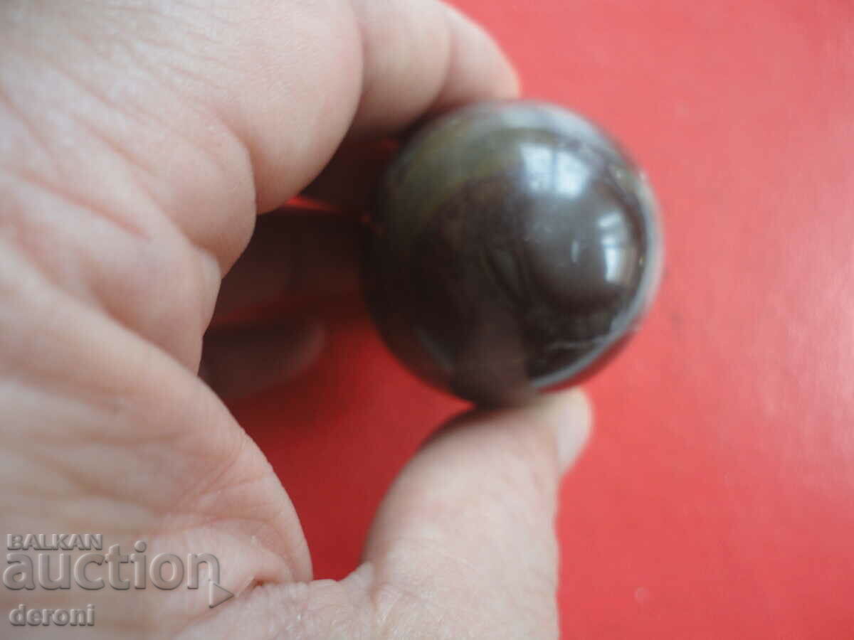 Stone egg mineral 4 - 5 Stone egg mineral 4 - 5