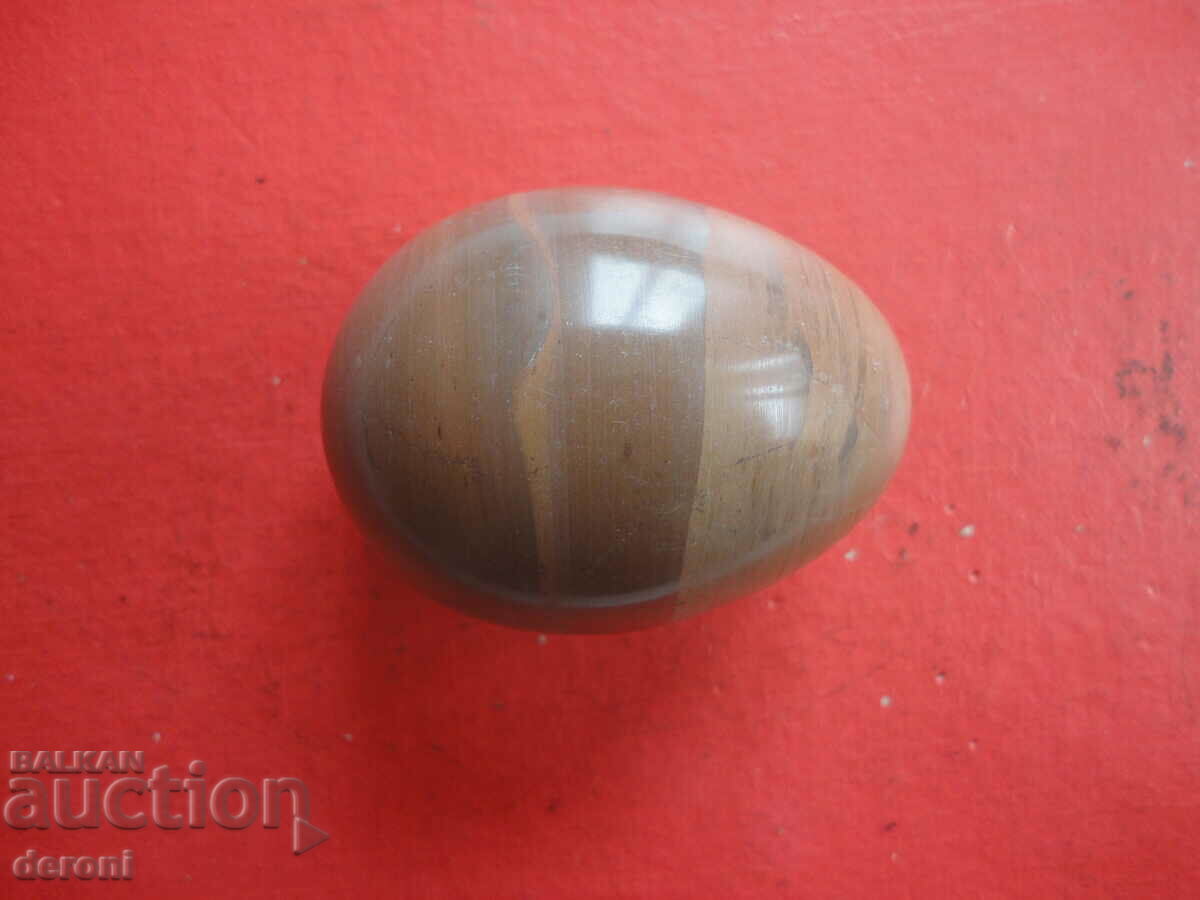 Auction Stone egg mineral 8 Auction Stone egg mineral 8