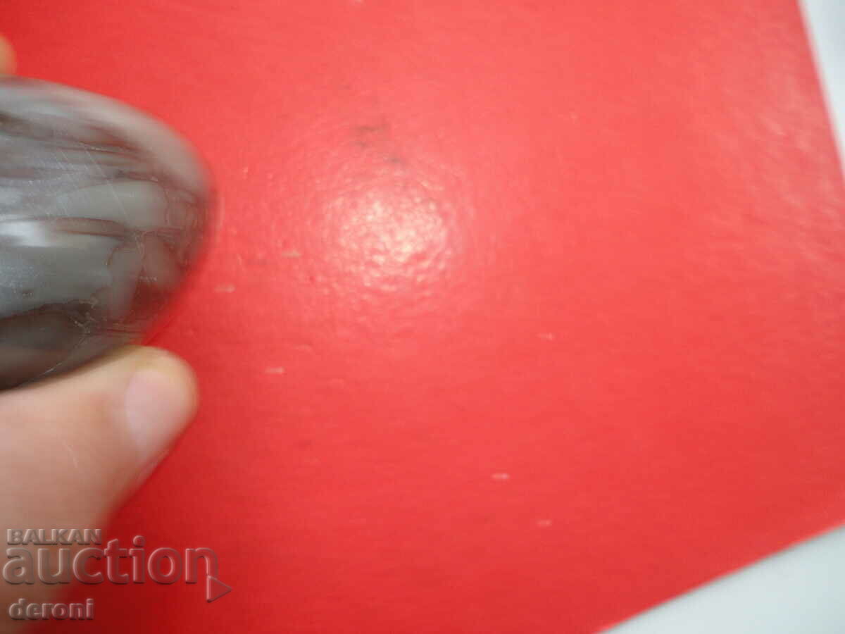 Stone egg mineral 9 - 5 Stone egg mineral 9 - 5