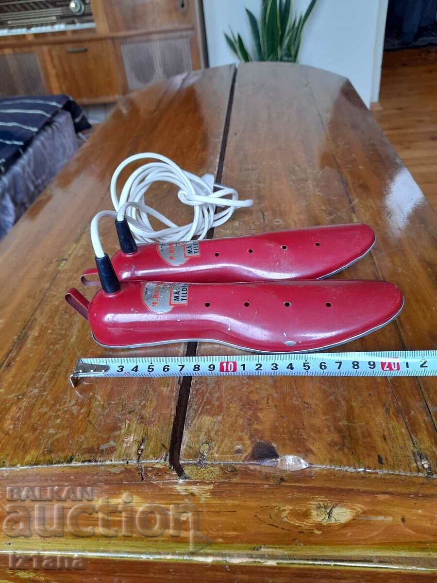 Auction  Old device for drying shoes, dryers