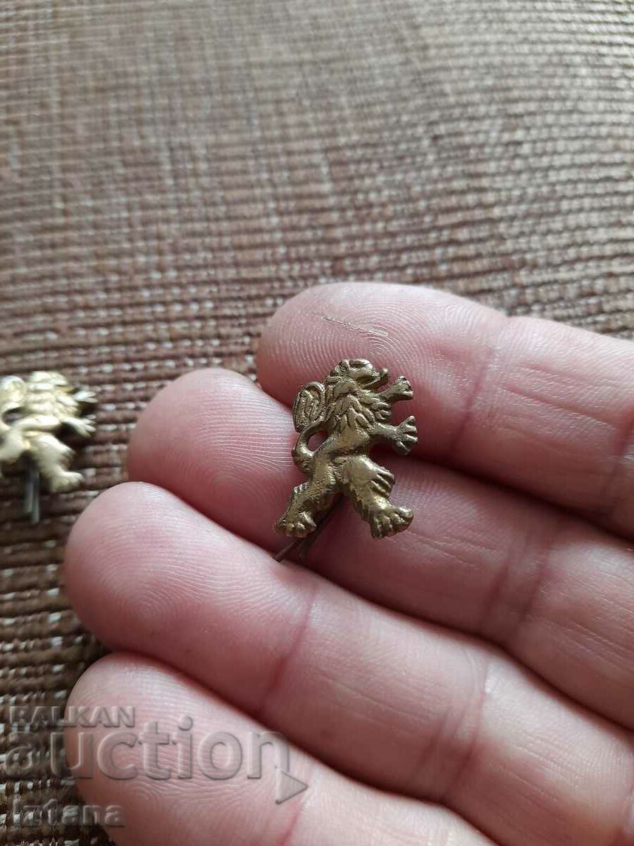 Old cockade, lion, lion cub with price 27.00 BGN | € 13.80 Old cockade, lion, lion cub with price 27.00 BGN | € 13.80