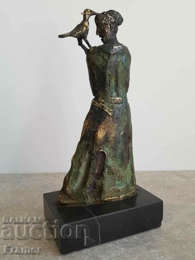 Delivery of Vladimir Georgiev Song 1980s masterful craftsmanship Delivery of Vladimir Georgiev Song 1980s masterful craftsmanship