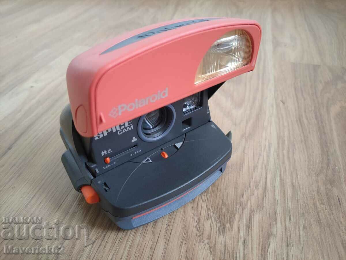 Polaroid camera - 7 Polaroid camera - 7