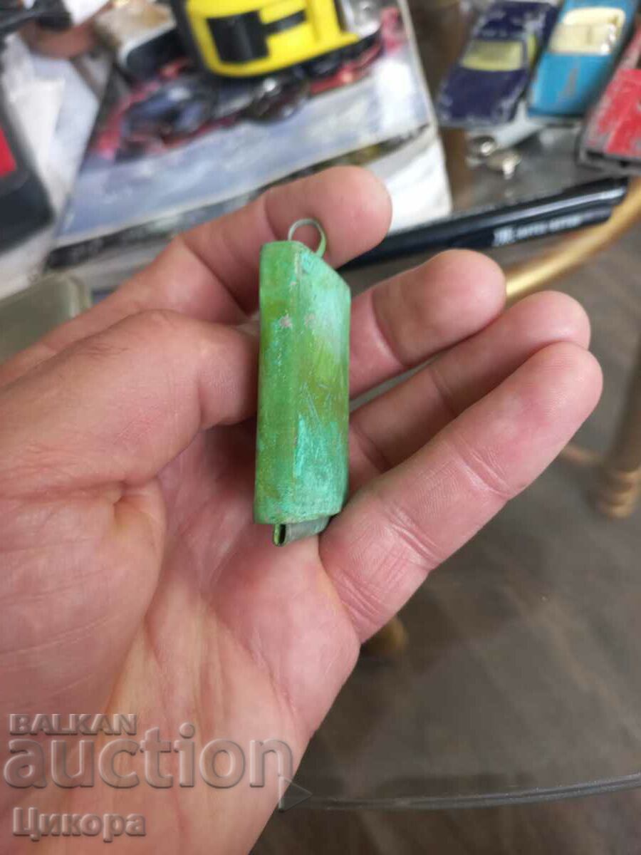 CUTIE DE BIJUTERII VECHE DE CURU cu preț 50.00 BGN | € 25.56