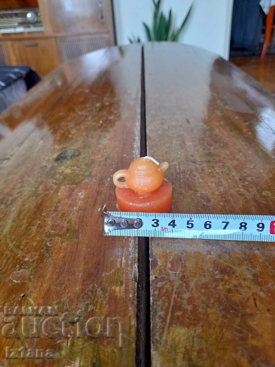 Auction  Old candle Teapot