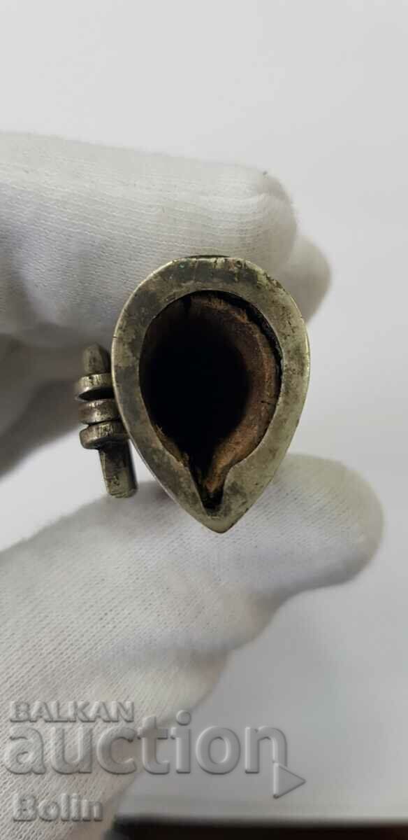 Delivery of A rare forged Renaissance can of knife, karakulak, scimitar 19th century.