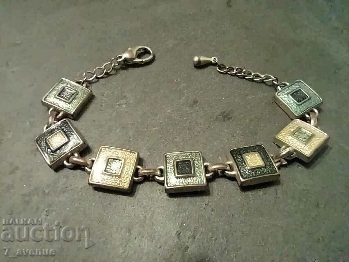 Auction Old bracelet, stamp: for Yves Rocher, YR, jewelry 19.05.24 Auction Old bracelet, stamp: for Yves Rocher, YR, jewelry 19.05.24