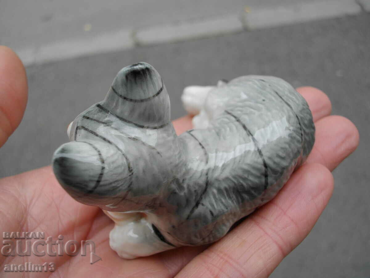 Δημοπρασία ΠΑΛΙΑ ΠΟΡΣΕΛΑΝΙΝΗ ΓΑΤΑ ΣΗΜΑΔΑΣΜΕΝΗ Δημοπρασία ΠΑΛΙΑ ΠΟΡΣΕΛΑΝΙΝΗ ΓΑΤΑ ΣΗΜΑΔΑΣΜΕΝΗ