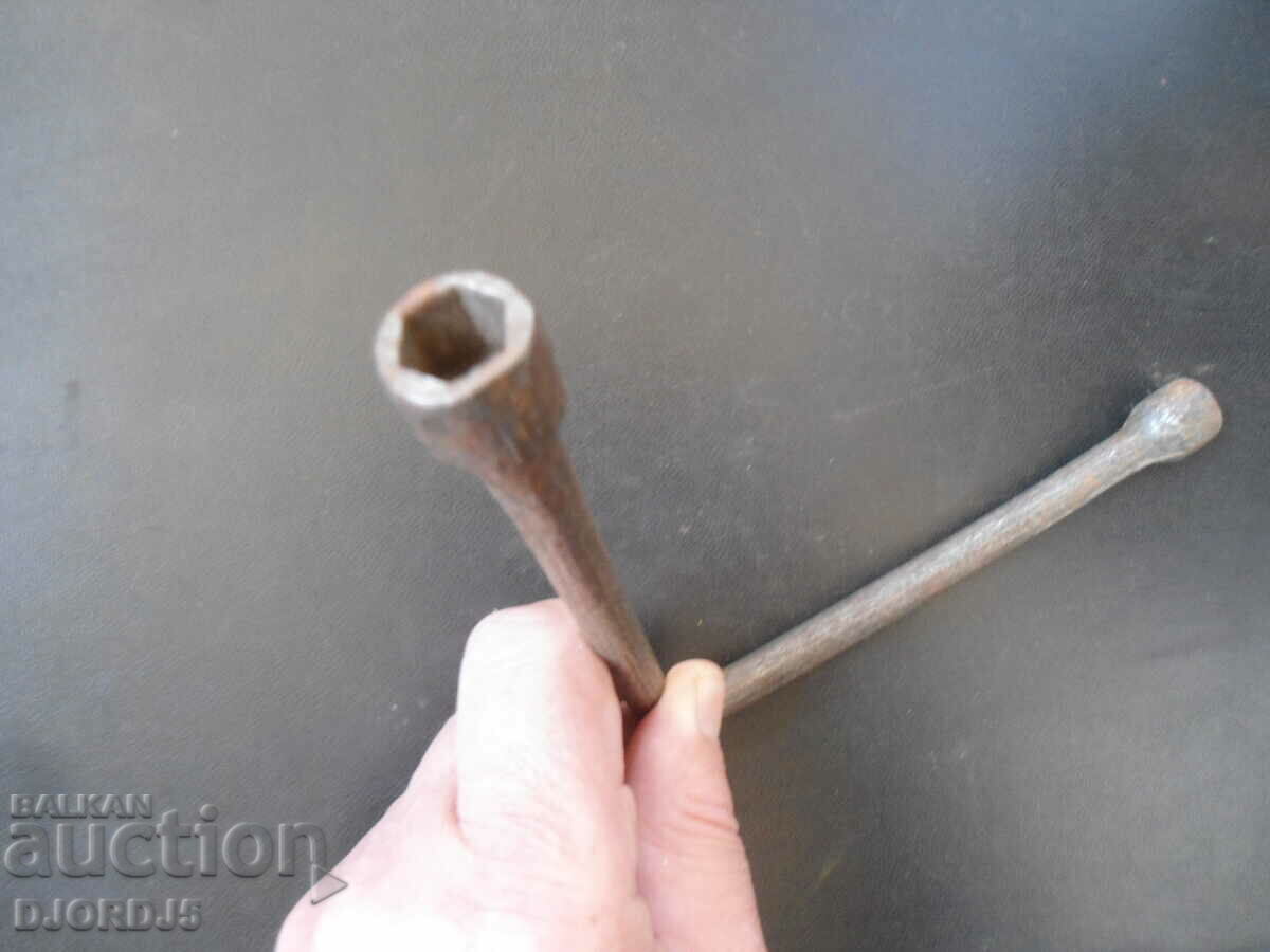 Delivery of Old key Delivery of Old key