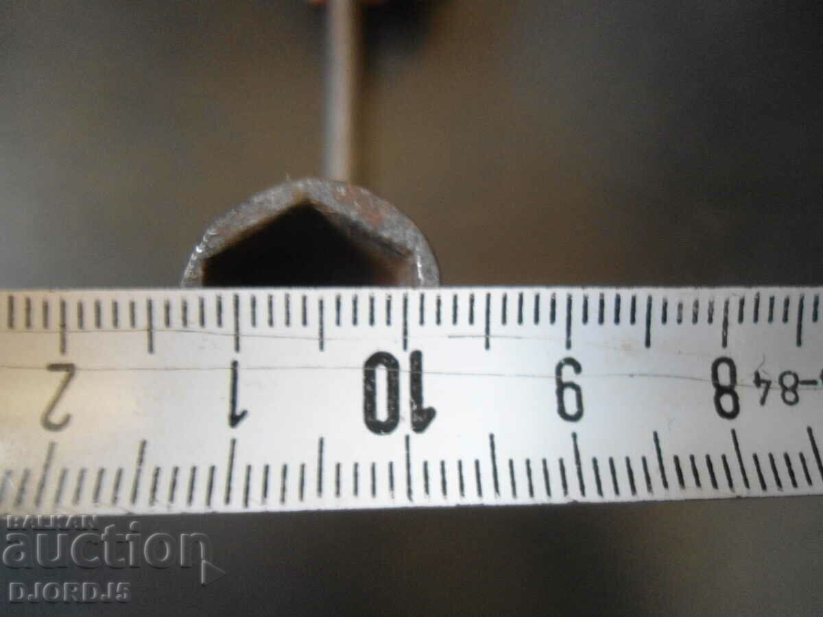 Old key - 6 Old key - 6