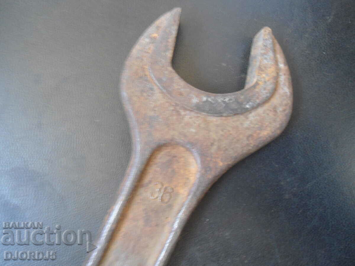 Auction Old key 32-36, MADE IN USSR Auction Old key 32-36, MADE IN USSR