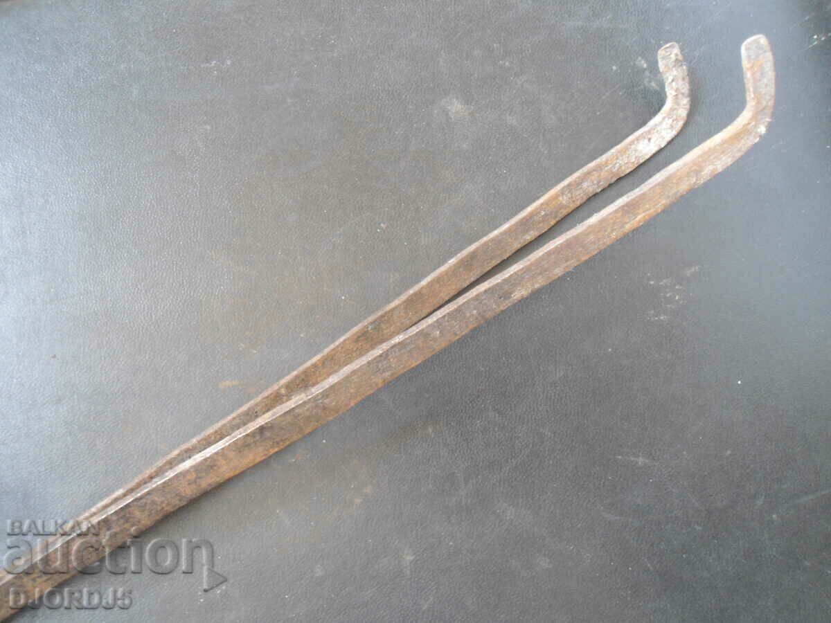 Old tongs, dilaf with price 4.00 BGN | € 2.05 Old tongs, dilaf with price 4.00 BGN | € 2.05
