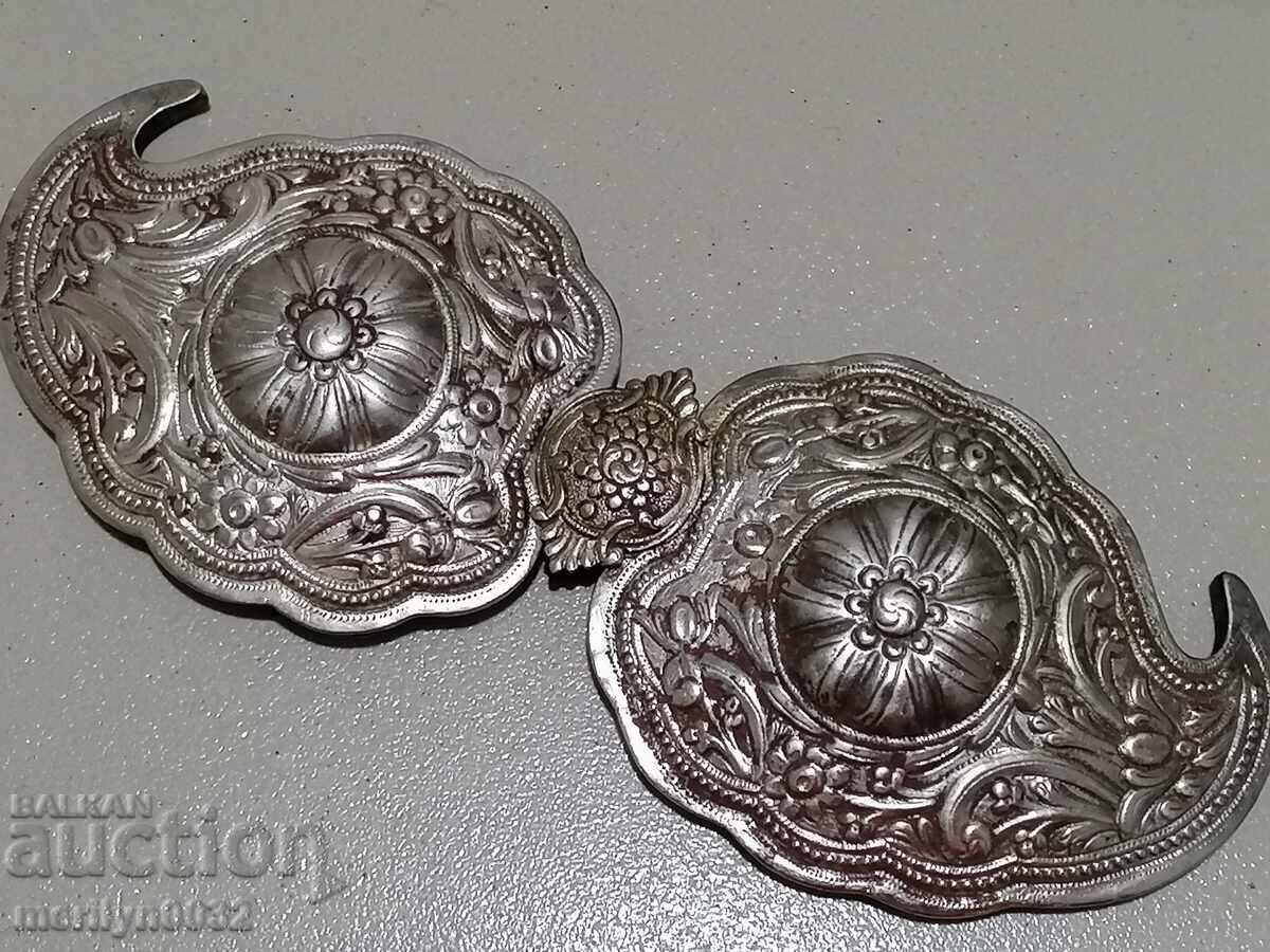 Възрожденски чукани сребърни пафти пафта чопраз сребро Възрожденски чукани сребърни пафти пафта чопраз сребро