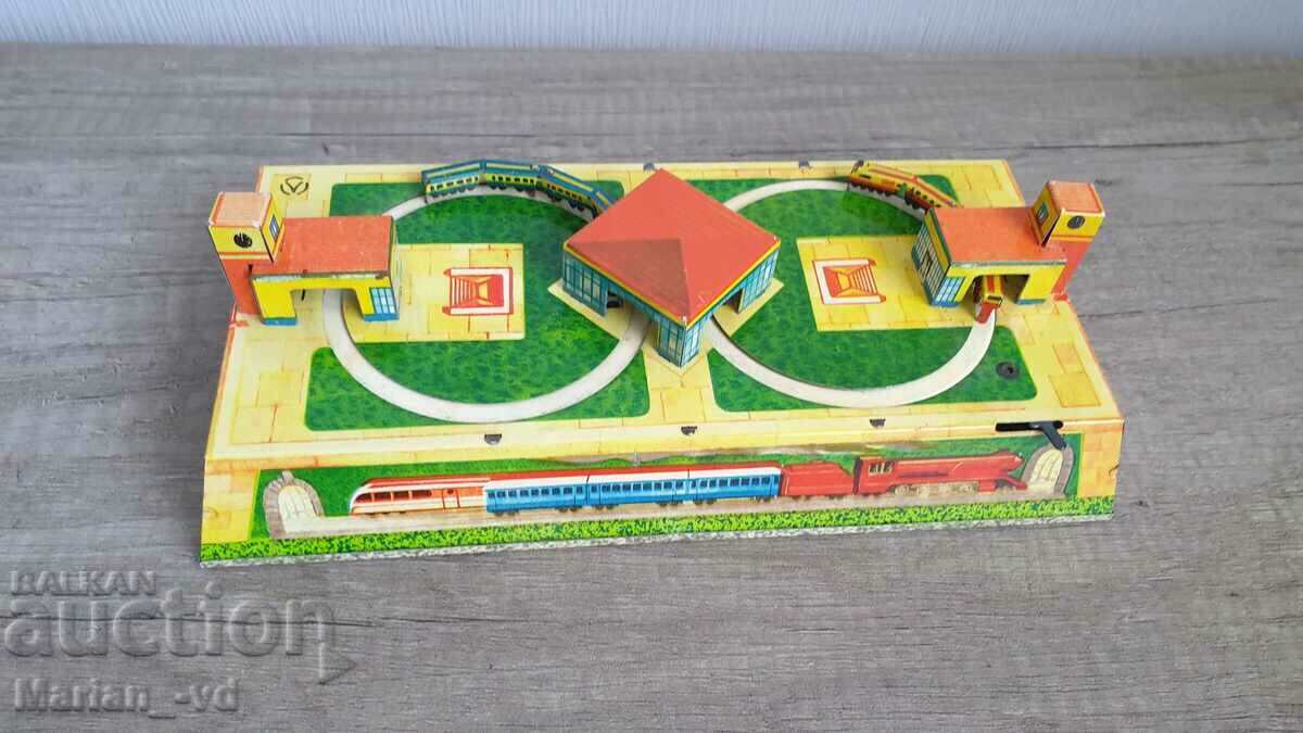 OLD RUSSIAN CCCP TIN TOY RAILWAY STATION 1950's