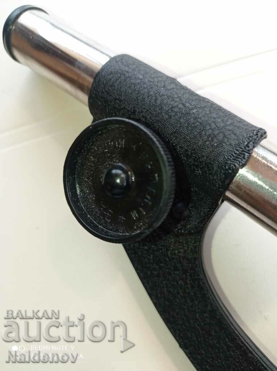 Δημοπρασία Παιχνίδι ρωσικό μικροσκόπιο από τη Σοβιετική Ένωση Δημοπρασία Παιχνίδι ρωσικό μικροσκόπιο από τη Σοβιετική Ένωση