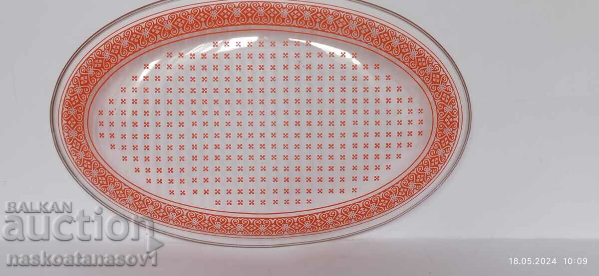 Glass plate, plate