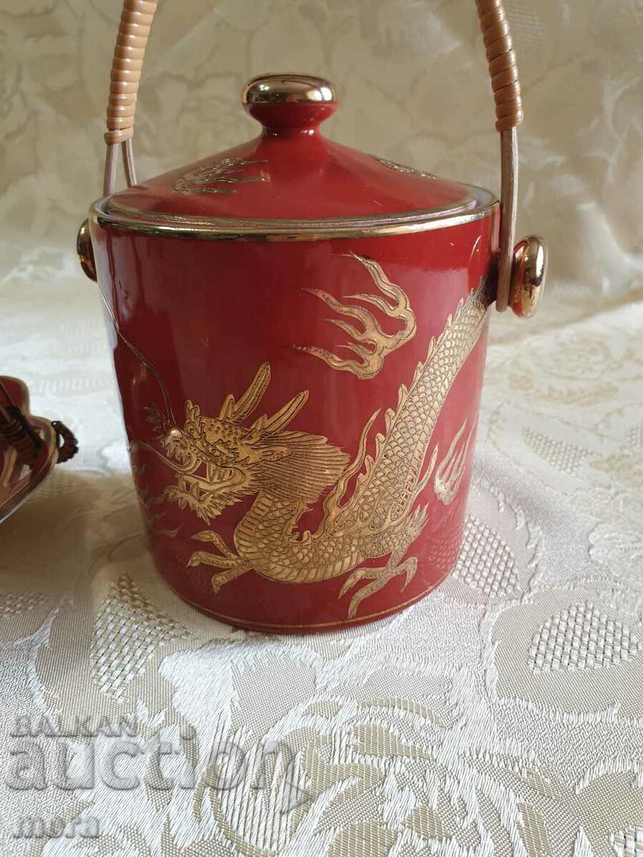 Auction Japanese porcelain -candy and sweet dish Auction Japanese porcelain -candy and sweet dish