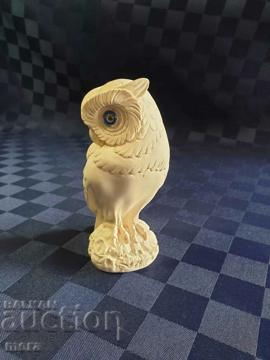 Plastic - owl with price 70.00 BGN | € 35.79 Plastic - owl with price 70.00 BGN | € 35.79