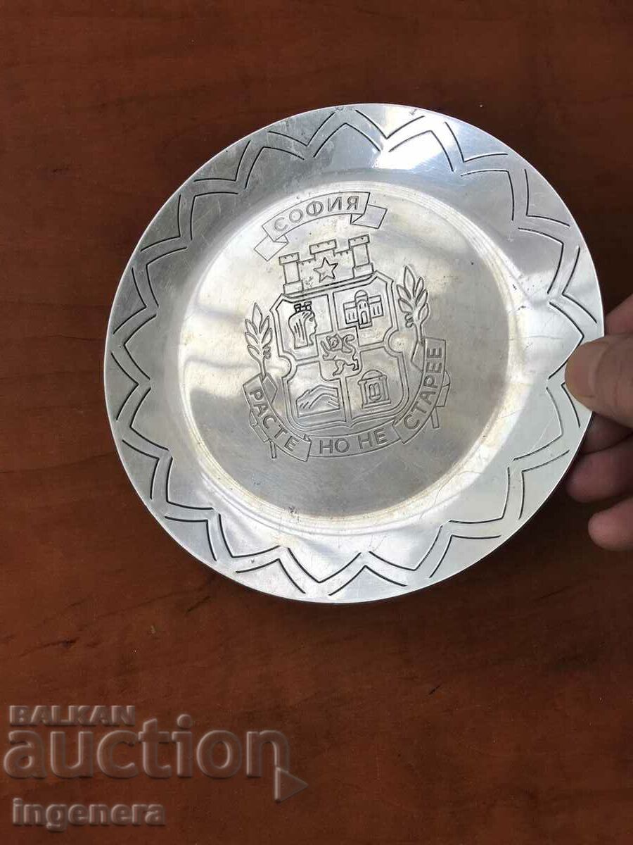 Auction PLATE METAL SOFIA FROM SOCA FIGURE PANEL Auction PLATE METAL SOFIA FROM SOCA FIGURE PANEL