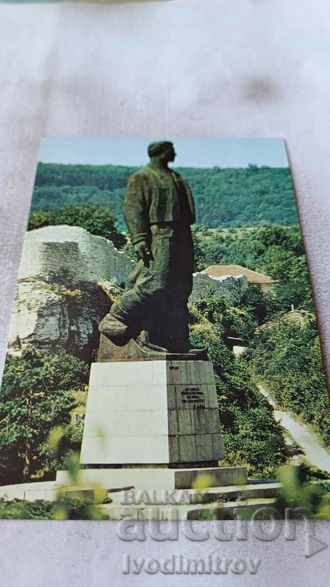 Postcard Lovech Monument to Vasil Levski 1982