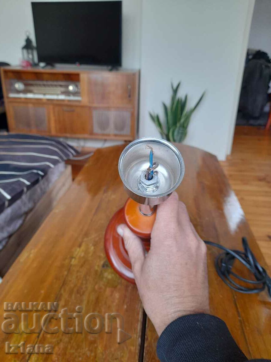 Delivery of Old table lamp Delivery of Old table lamp