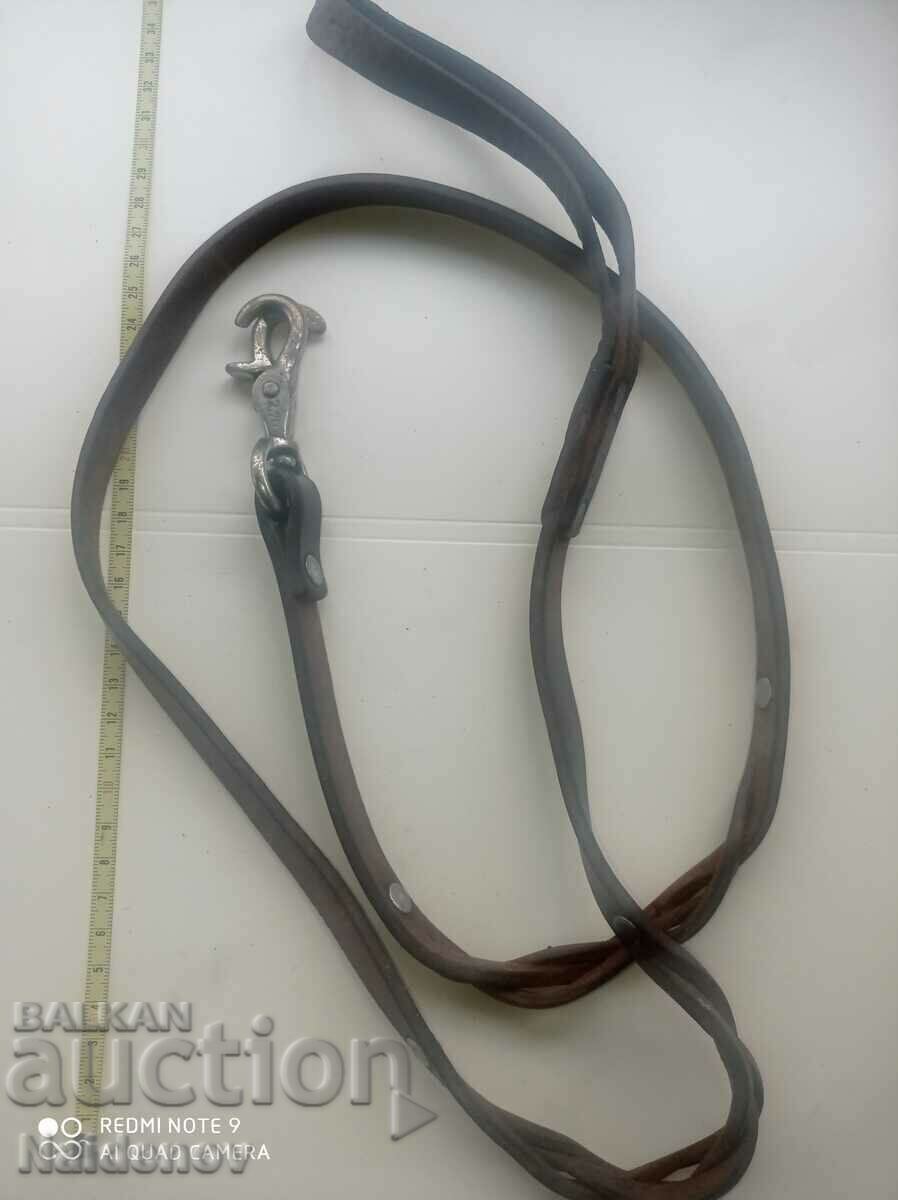 Λουρί για σκύλο φυσικό υγιεινό δέρμα με τιμή 19.99 BGN | € 10.22 Λουρί για σκύλο φυσικό υγιεινό δέρμα με τιμή 19.99 BGN | € 10.22