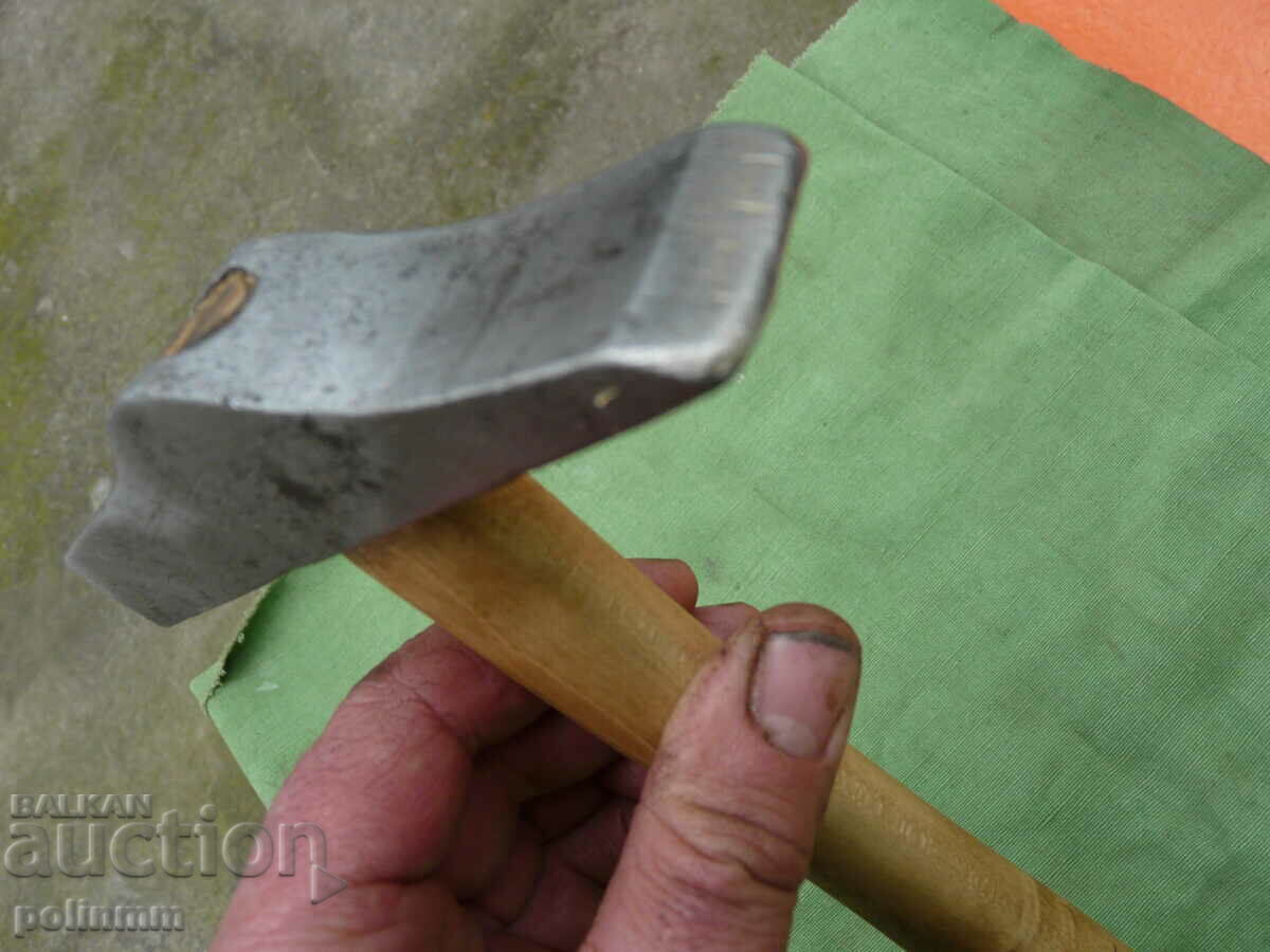 Auction Old German hammer - 279 Auction Old German hammer - 279