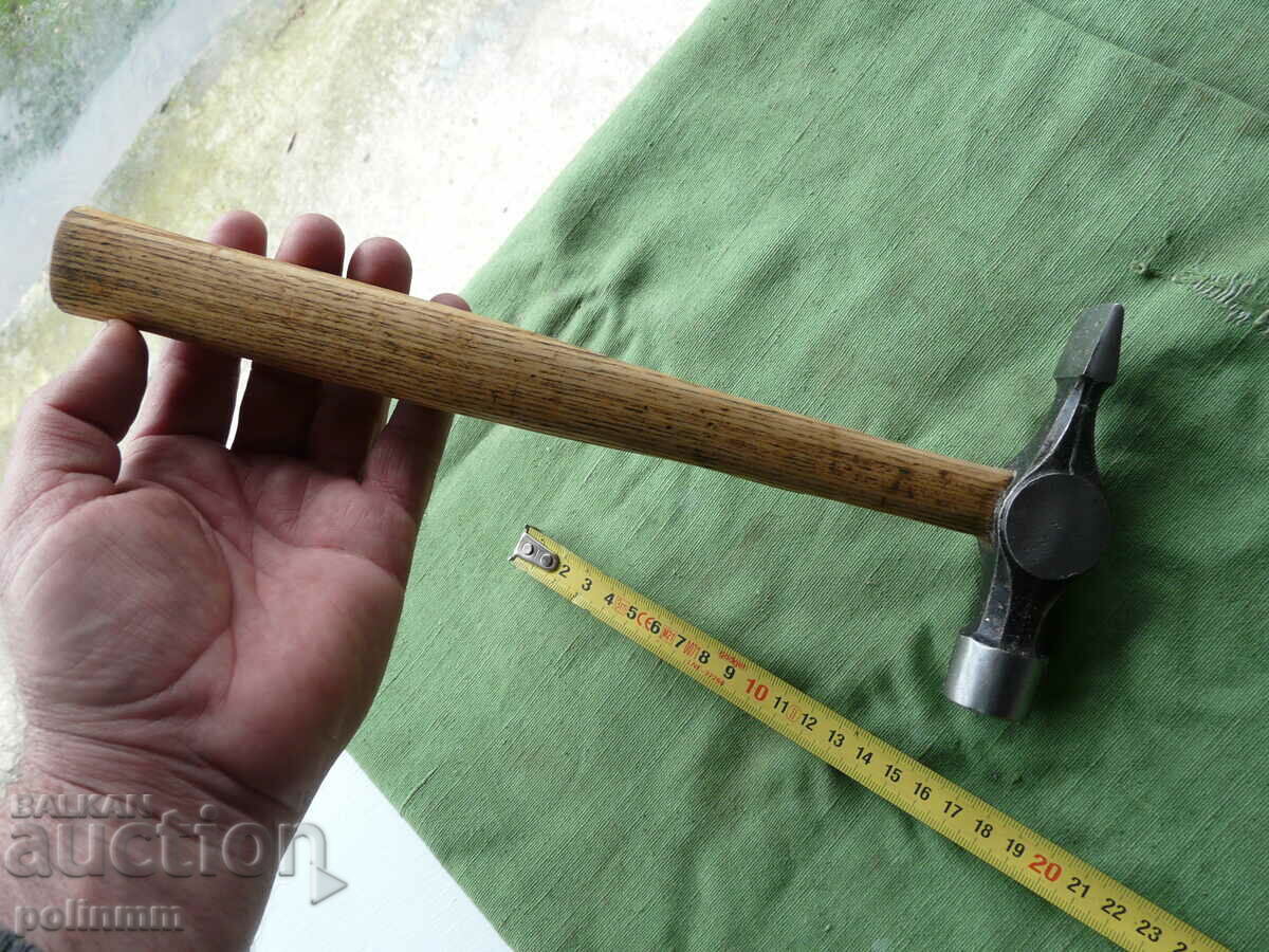 Παράδοση Παλιό αγγλικό σφυρί Stanley - 280 Παράδοση Παλιό αγγλικό σφυρί Stanley - 280