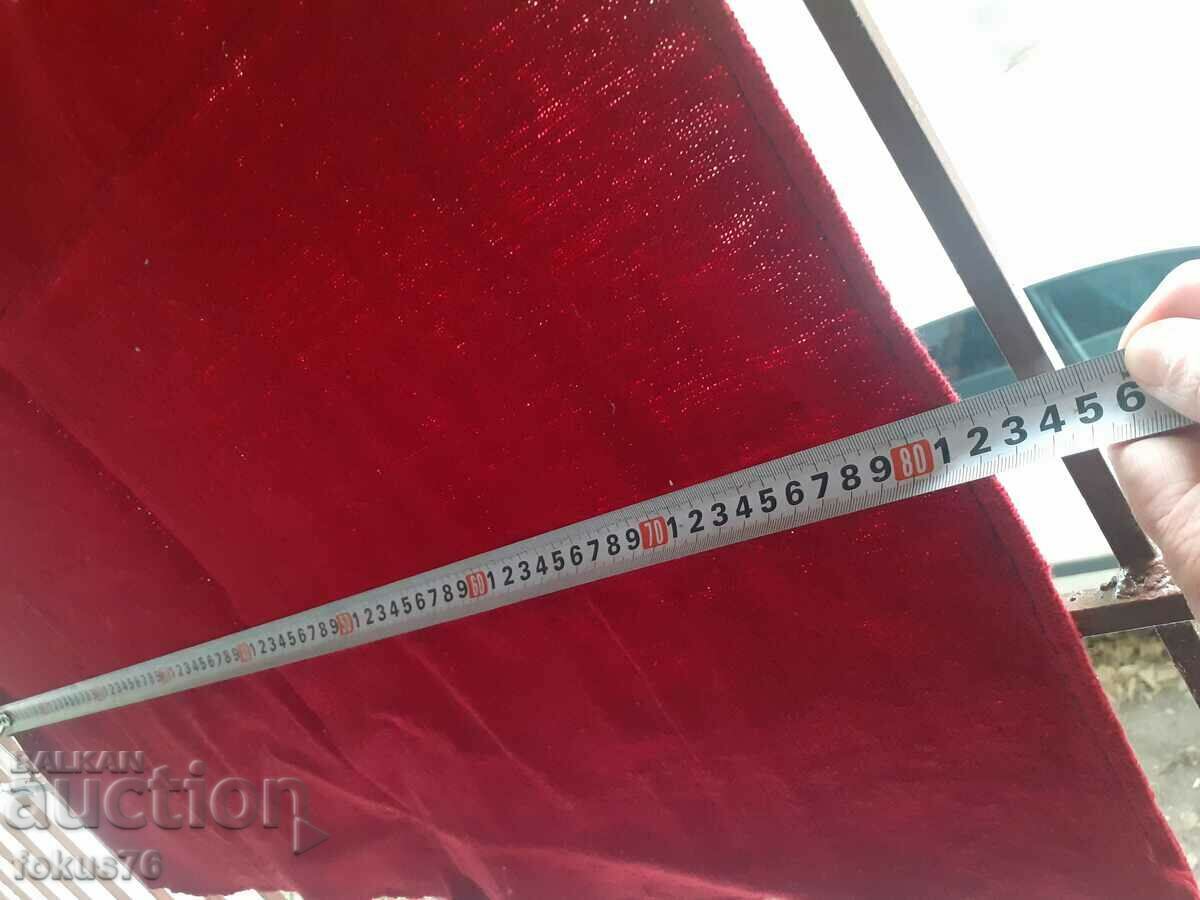 Delivery of Old red large costume apron