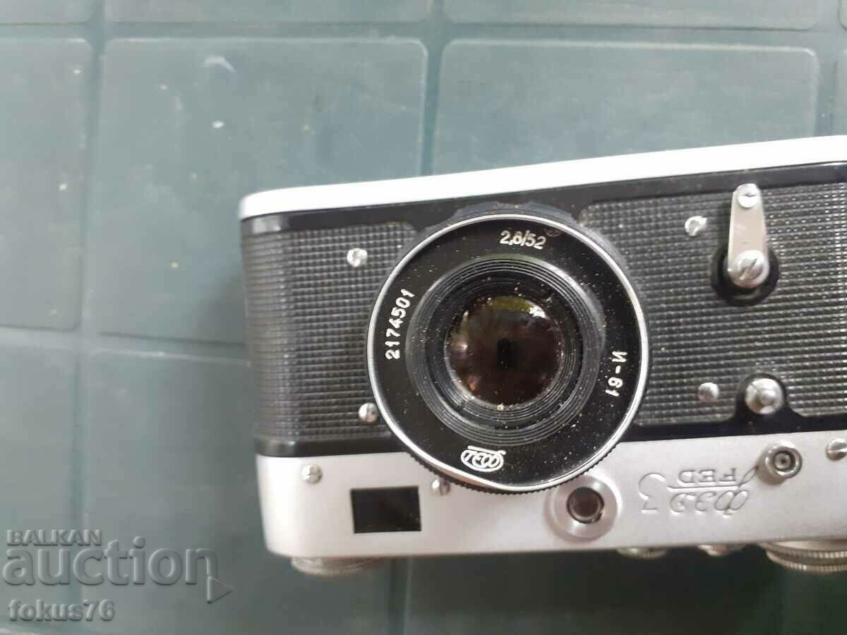 Стар механичен фотоапарат Фед 3 - 6 Стар механичен фотоапарат Фед 3 - 6