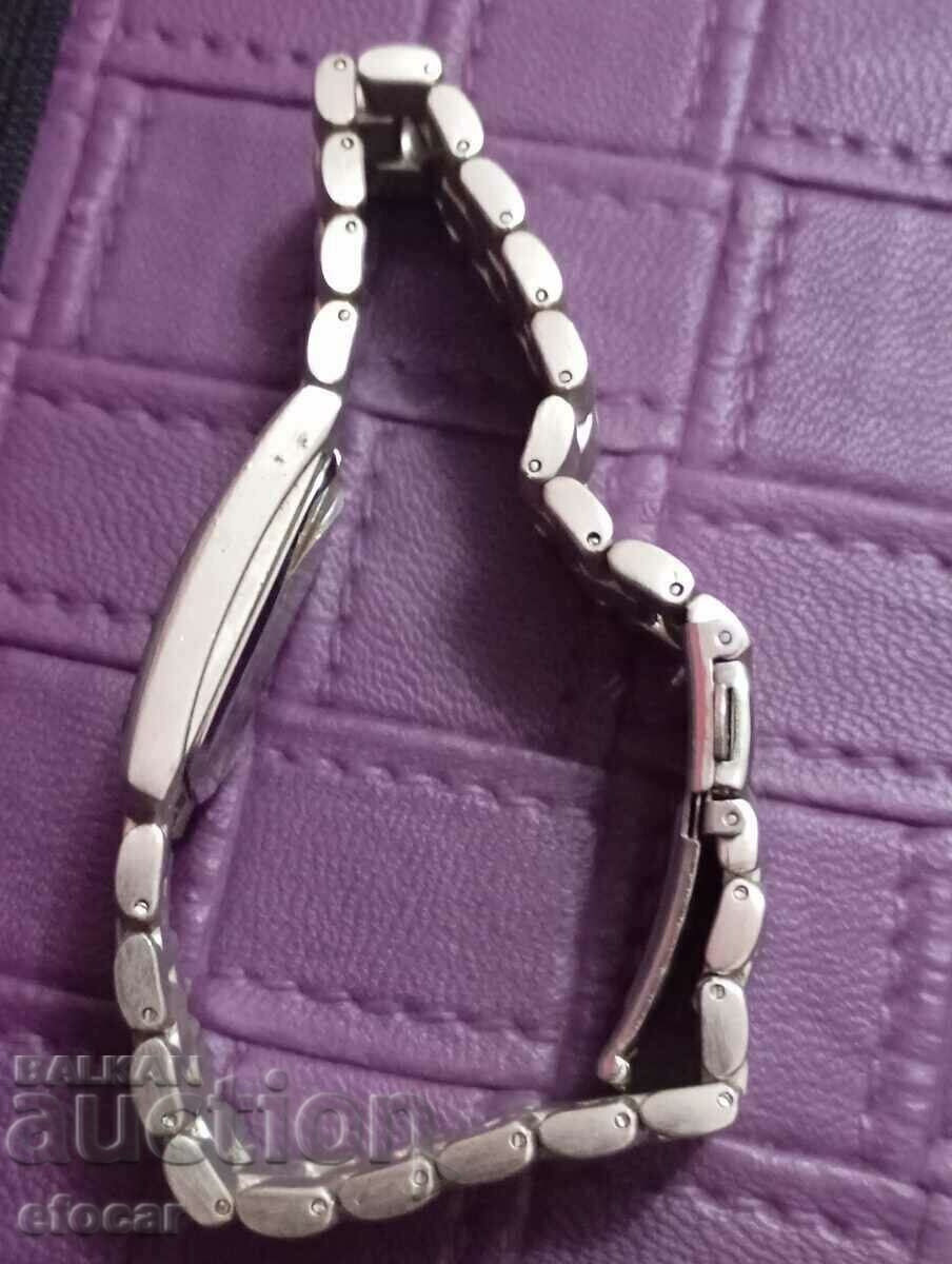 Auction  Women's watch TWIS