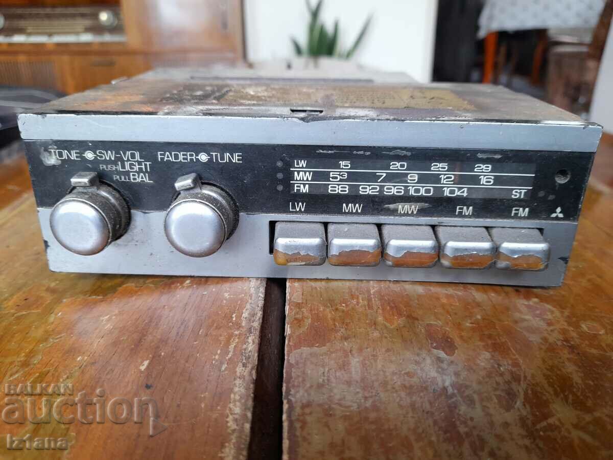 Old car radio, radio receiver with price 55.00 BGN | € 28.12 Old car radio, radio receiver with price 55.00 BGN | € 28.12