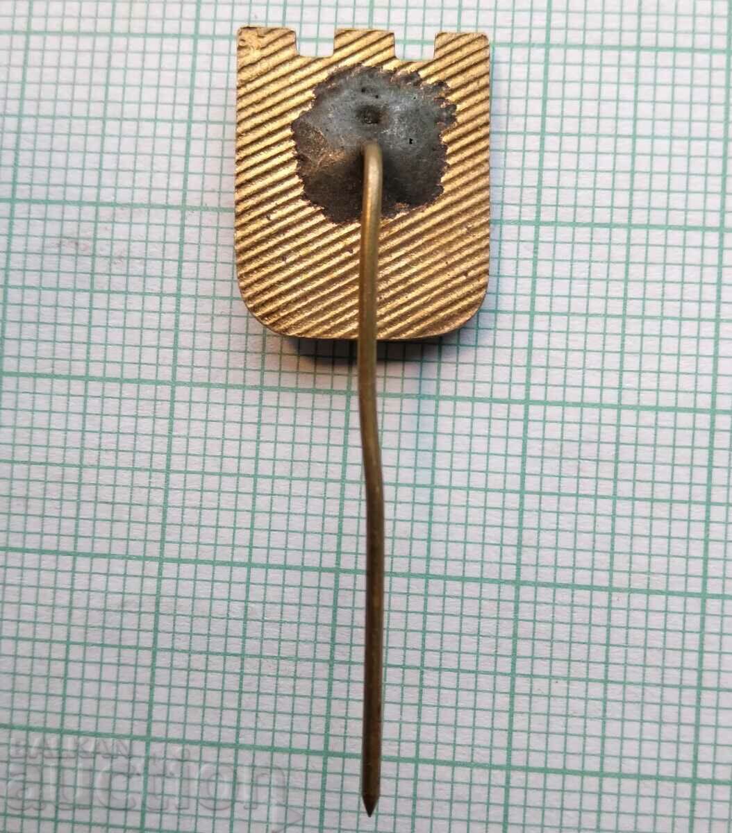 Auction  15937 Badge - Get to know the socialist homeland - enamel