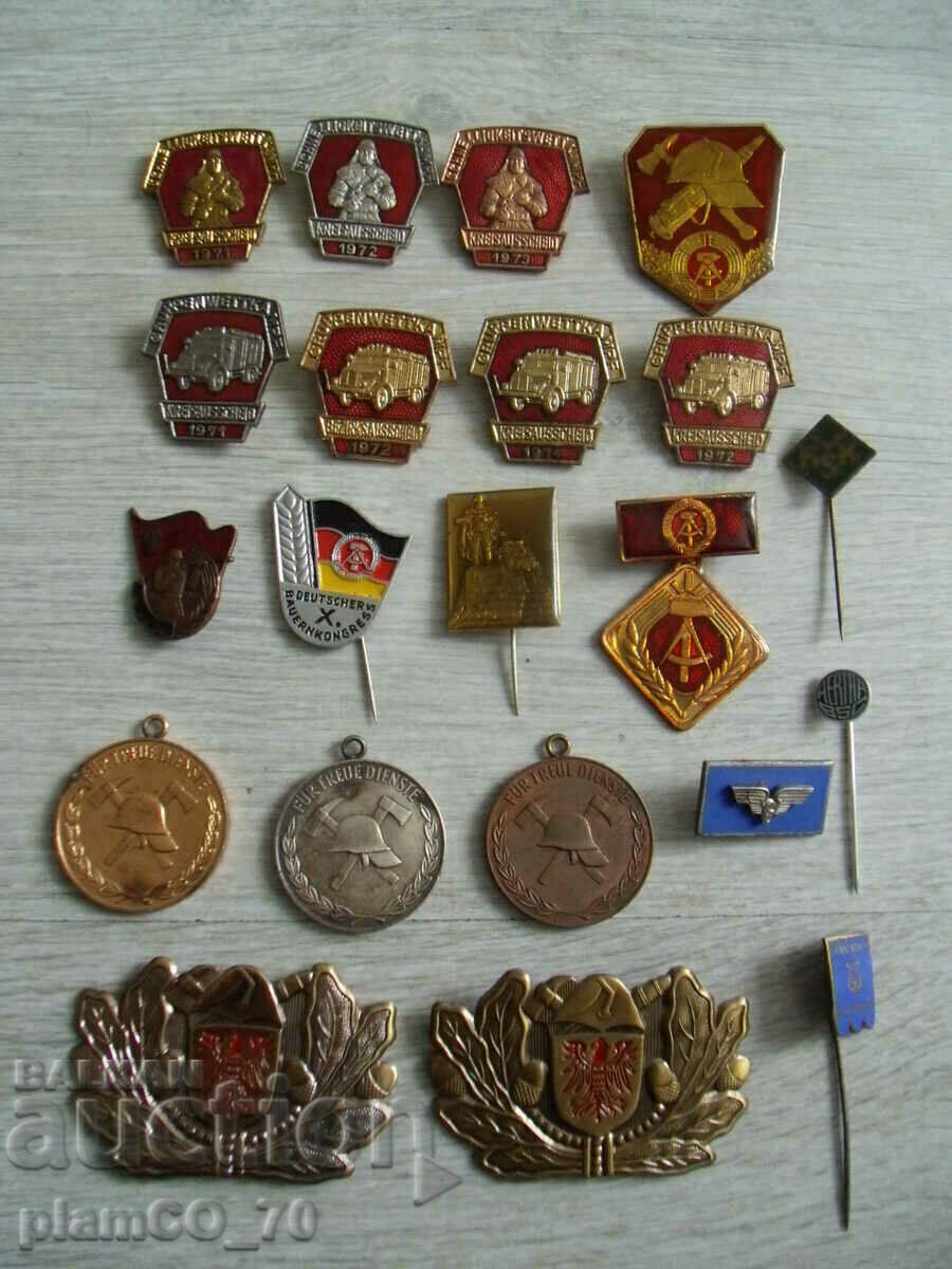 Nr.*7530 lot - 21 bucăți vechi insigne germane, insigne