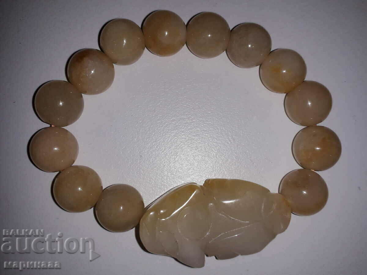 BRACELET. JADE. LARGE BALLS. 13.2 MM with price 10.00 BGN | € 5.11