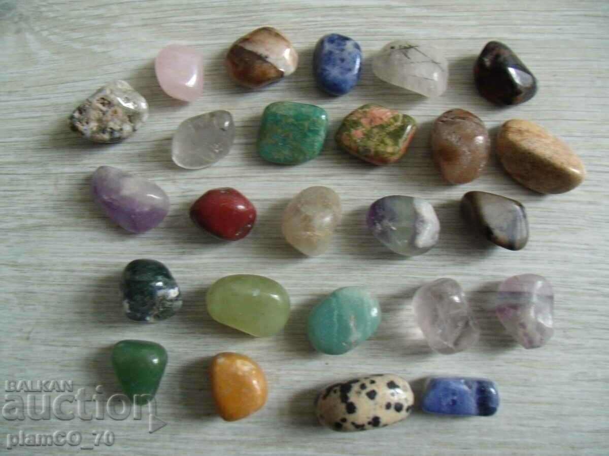 No.*7532 mix of 25 semi-precious stones - 6 No.*7532 mix of 25 semi-precious stones - 6