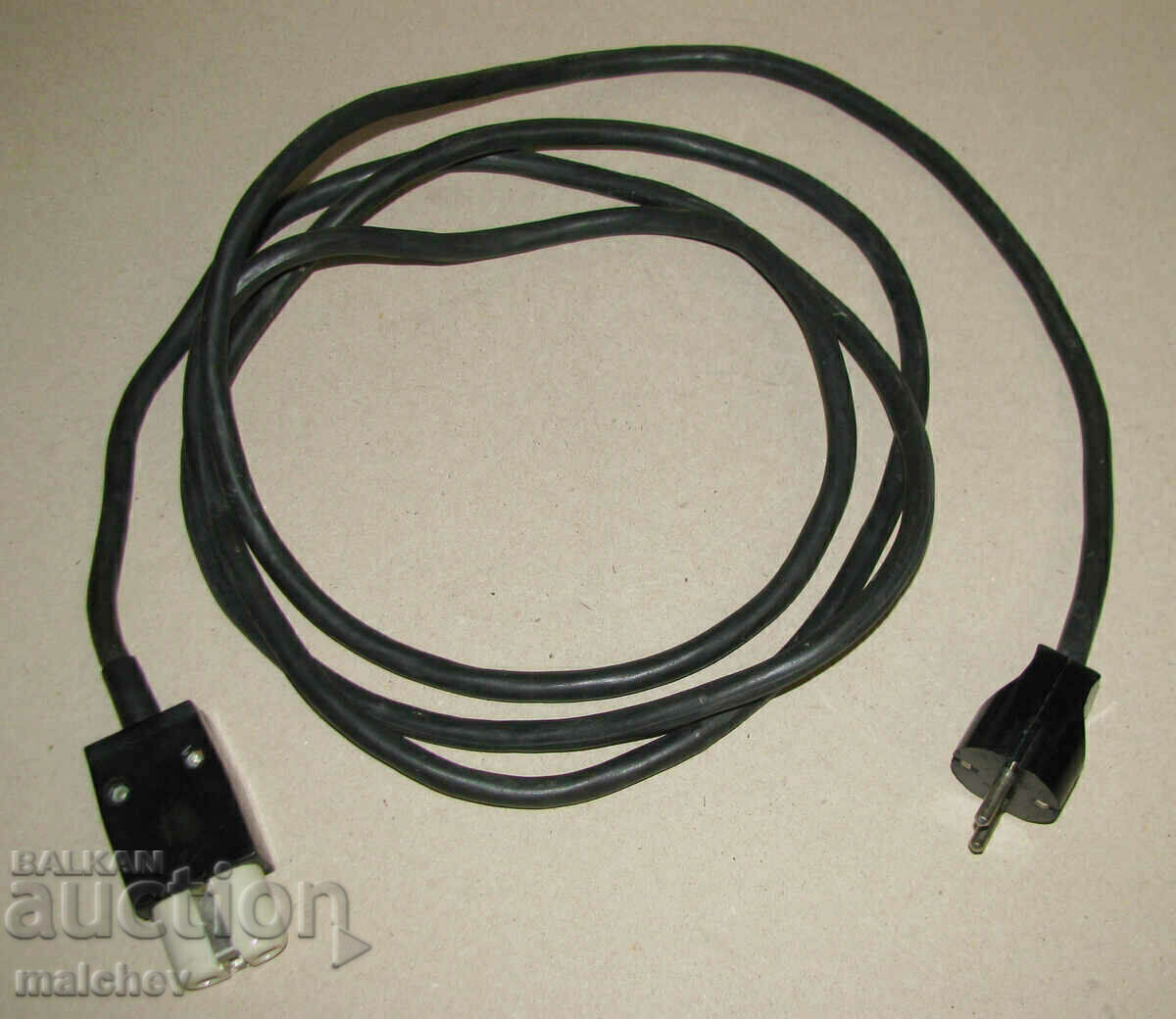 Auction  Extension cable 2.9 m with plug for hotplates excellent