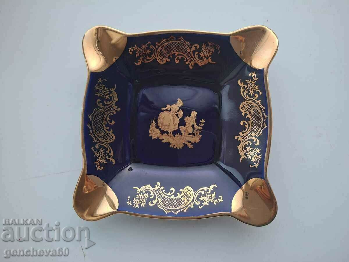 Delivery of Retro ashtray Limoges porcelain, cobalt, gilding Delivery of Retro ashtray Limoges porcelain, cobalt, gilding
