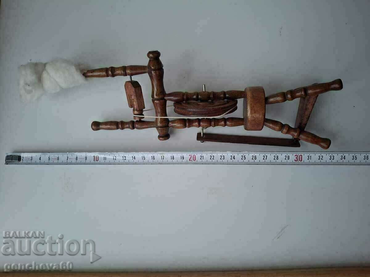 Wooden souvenir chakrak - 6 Wooden souvenir chakrak - 6