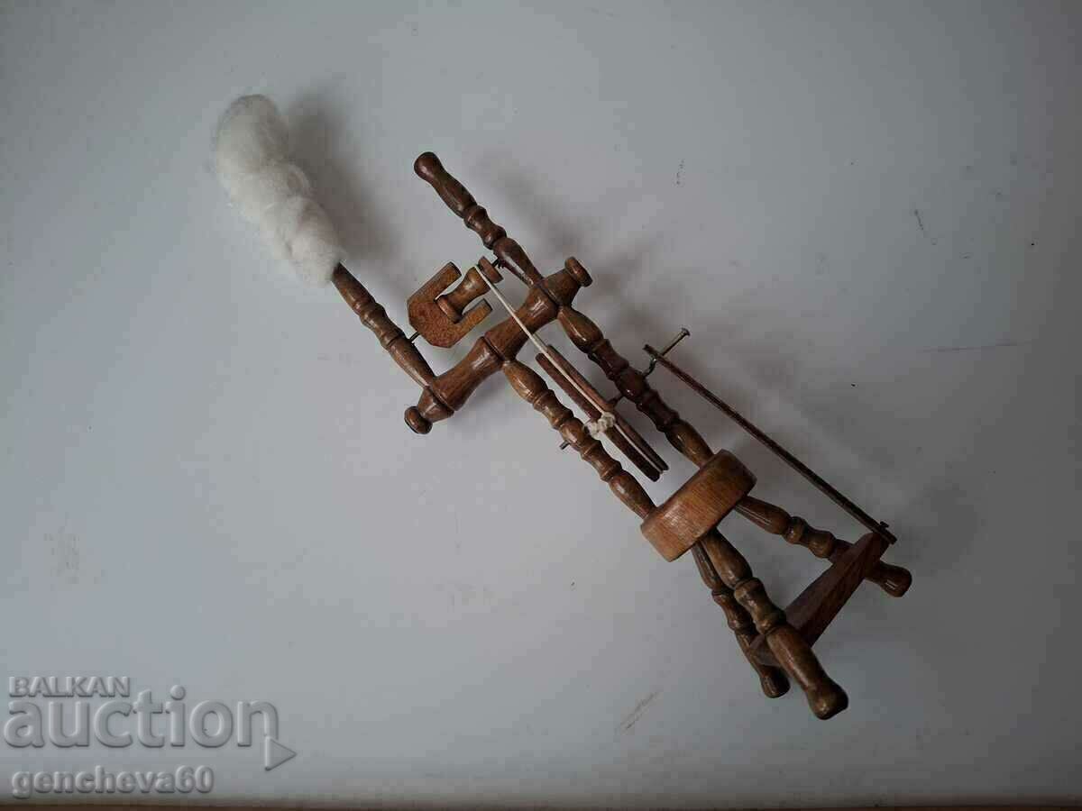 Wooden souvenir chakrak - 7 Wooden souvenir chakrak - 7