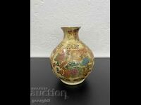 Asian porcelain vase - Inter Goods. #5426