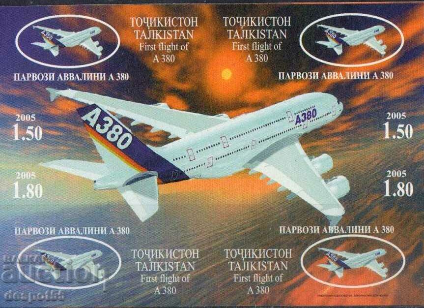 2005. Tadjikistan. Primul zbor al Airbus A380. Bloc.